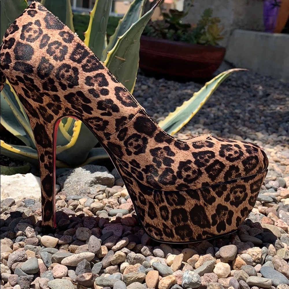 Leopard heels 👠 - Picture 3 of 8